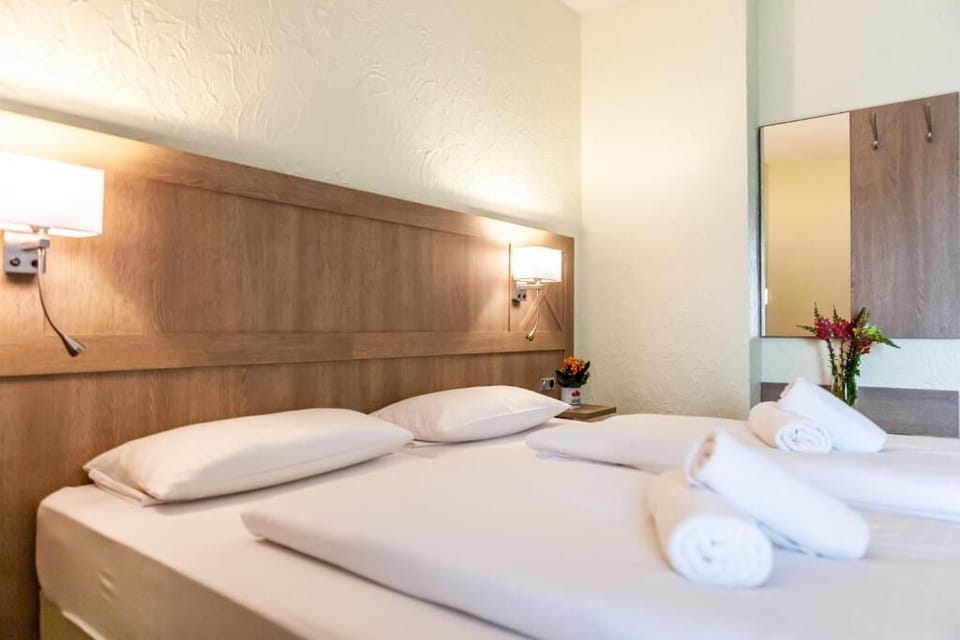 Double Room, City View | Free WiFi