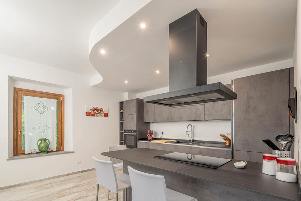 House, Patio, Hill View | Private kitchen | Fridge, oven, stovetop, dishwasher