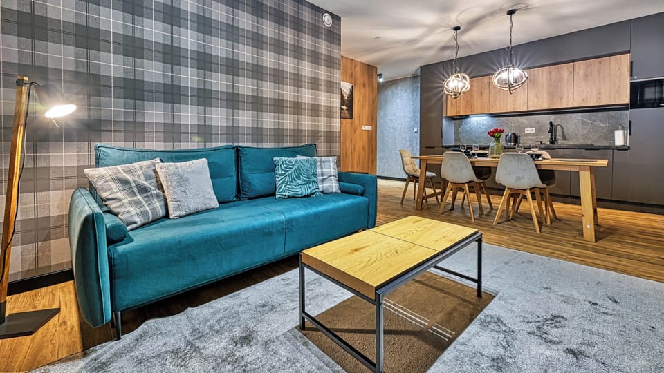 Apartment (03) | Living area | Flat-screen TV