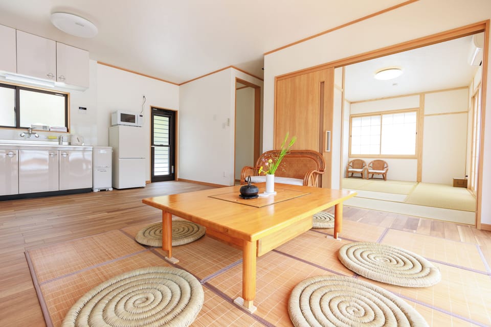Family Apartment, Non Smoking, Garden View | Living area