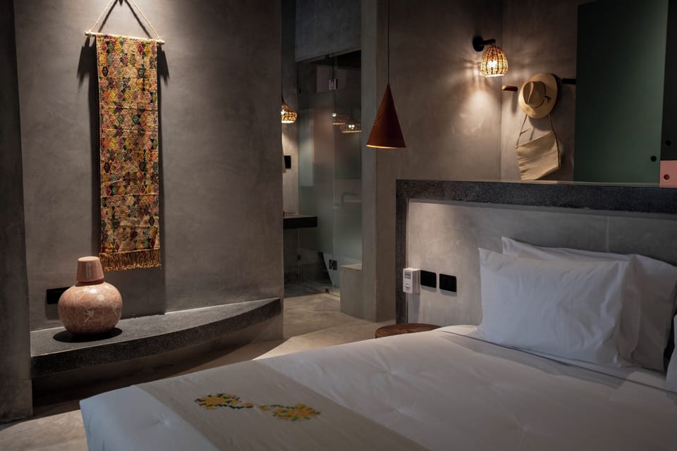 Comfort Room | Premium bedding, down comforters, minibar, in-room safe