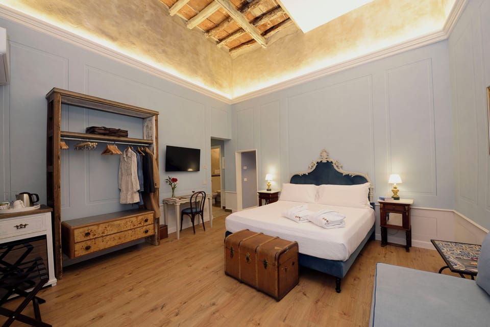 Deluxe Double Room, Balcony | Premium bedding, pillowtop beds, minibar, in-room safe