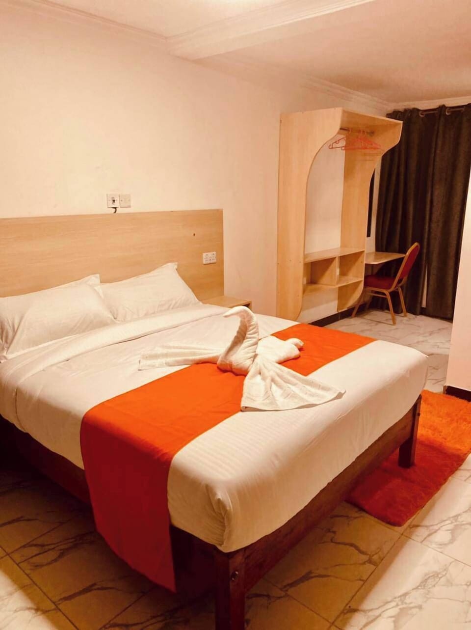 Deluxe Double Room, City View | Free WiFi, bed sheets