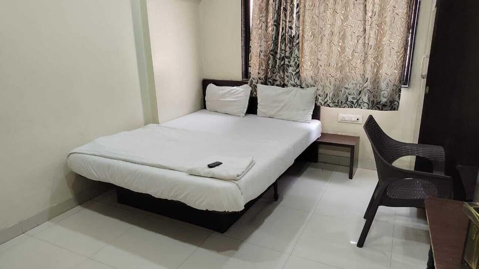 Standard Room | Free WiFi