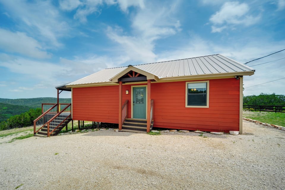 House (2 Bedrooms) | Front of property