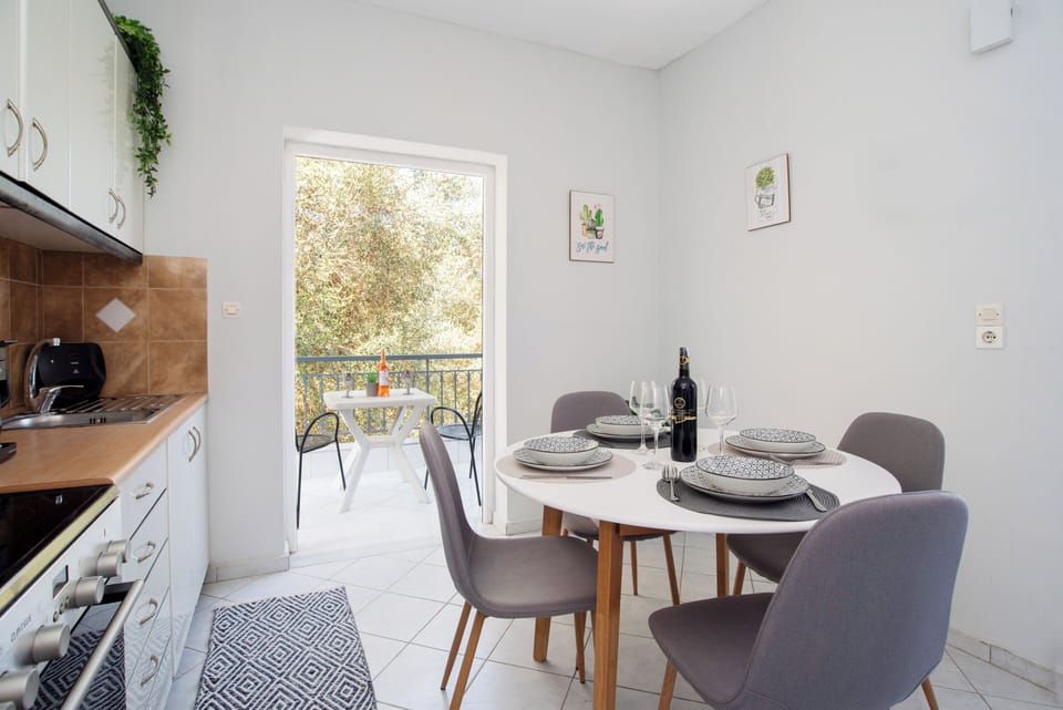 Apartment, 2 Bedrooms, Garden View | Free WiFi