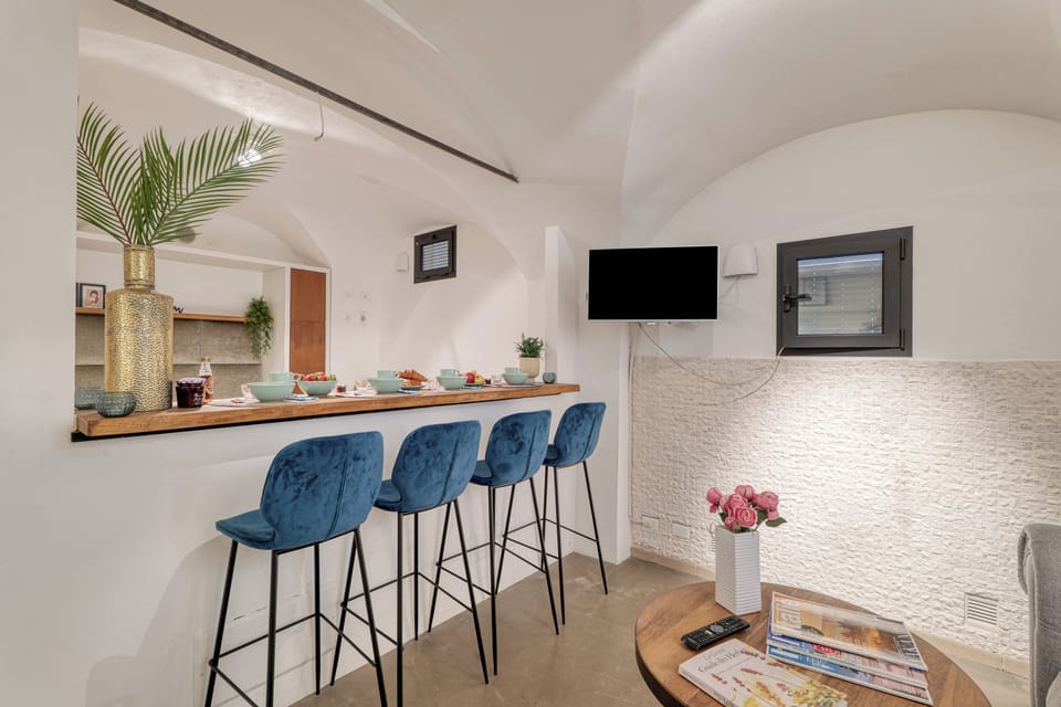 Honeymoon Apartment, Multiple Bedrooms (Boutique Apartment I Cavalieri) | Dining