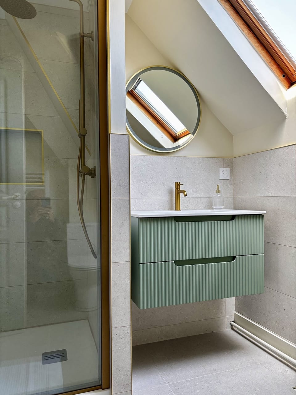 Comfort Suite, Private Bathroom, Pool View | Bathroom