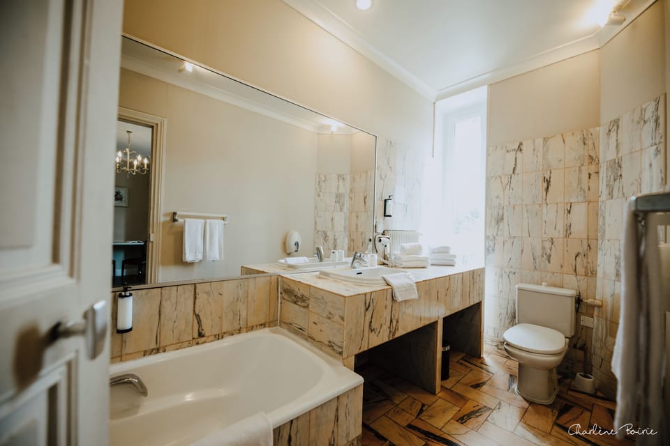 Junior Suite | Individually decorated, blackout drapes, soundproofing, free WiFi