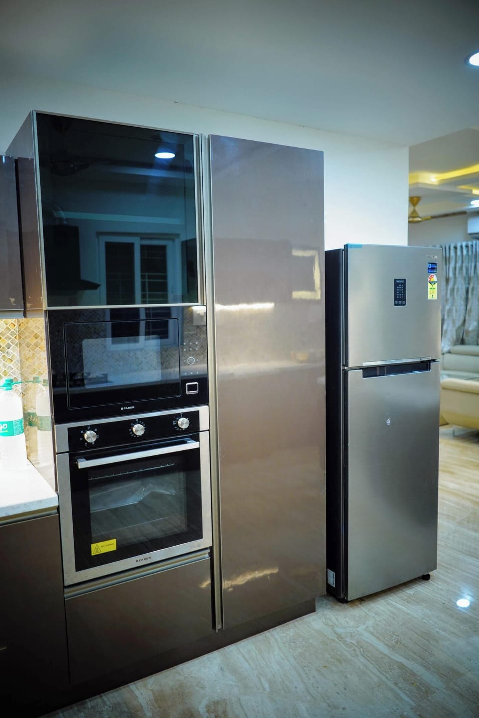 Apartment (5 Bedrooms) | Microwave
