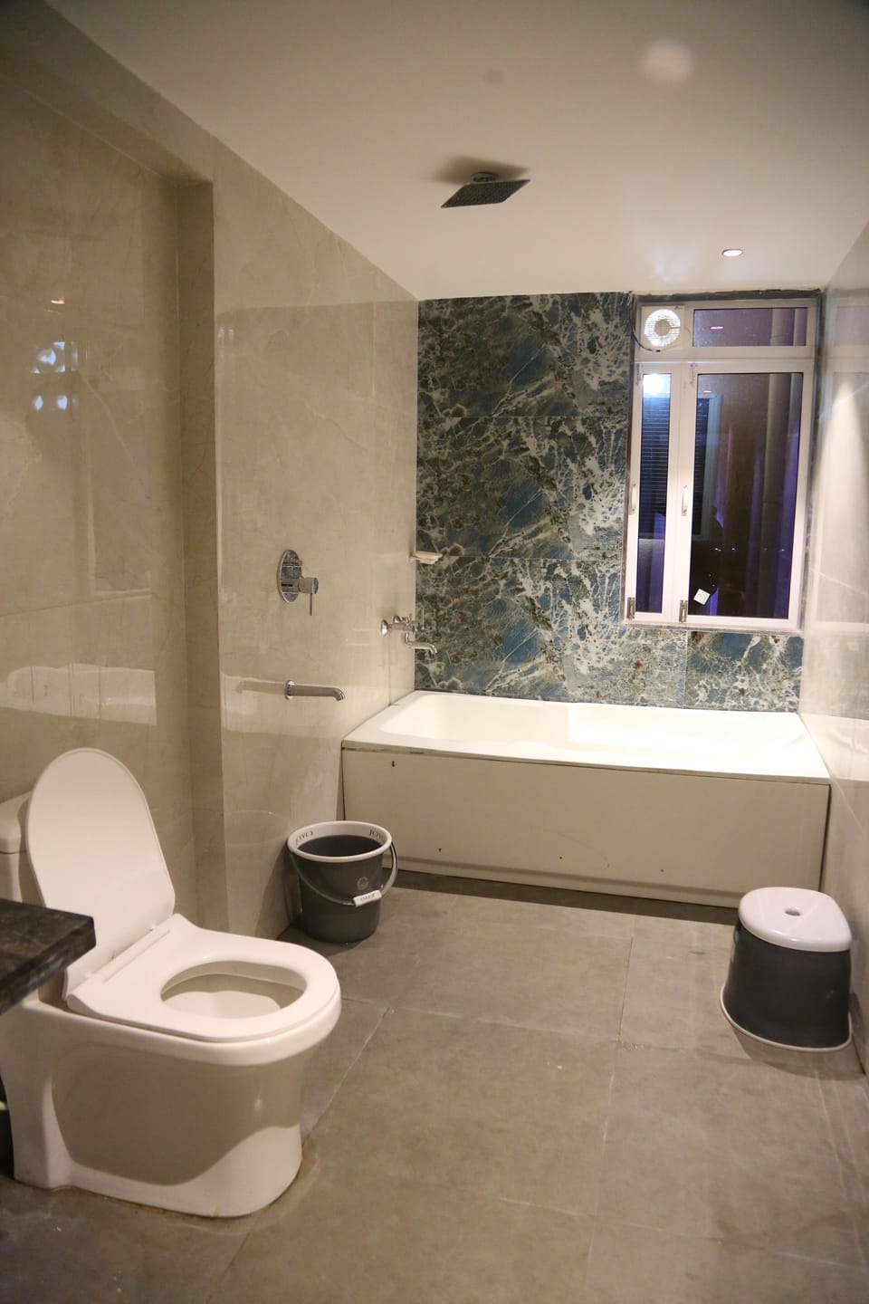 Standard Room | Bathroom