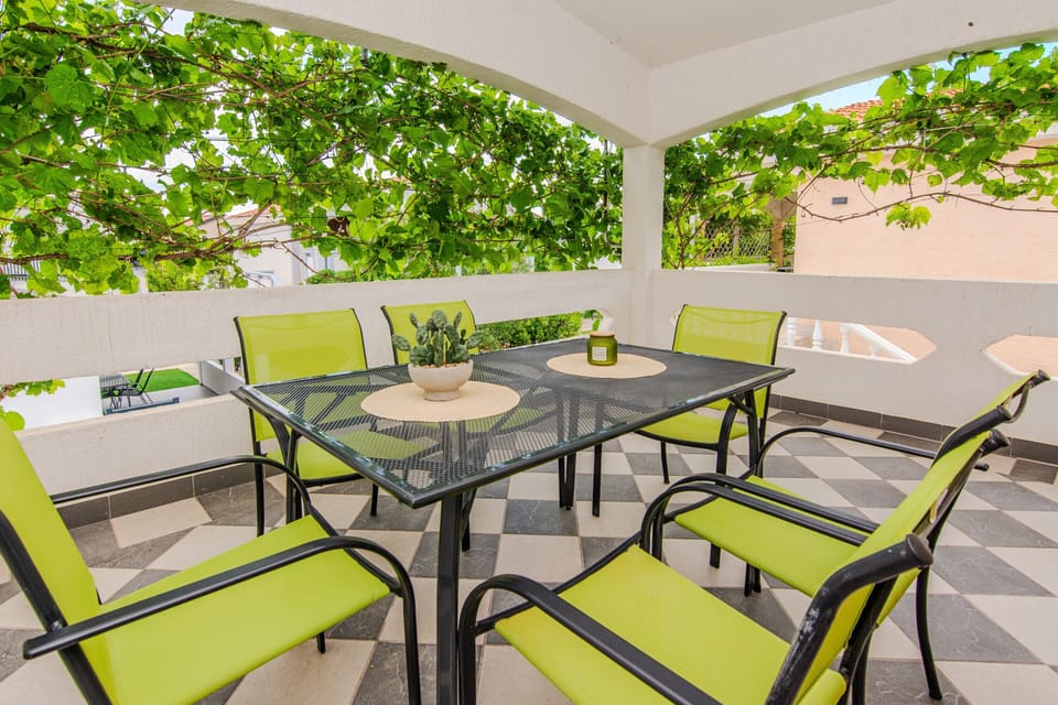 Standard Apartment, Balcony, Garden View | Balcony
