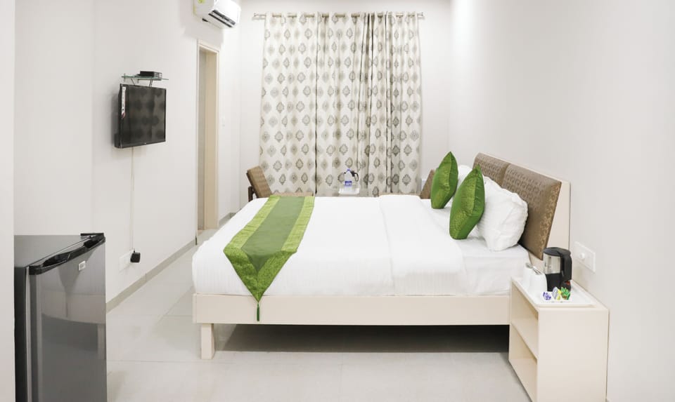 Superior Double Room | Iron/ironing board, free WiFi