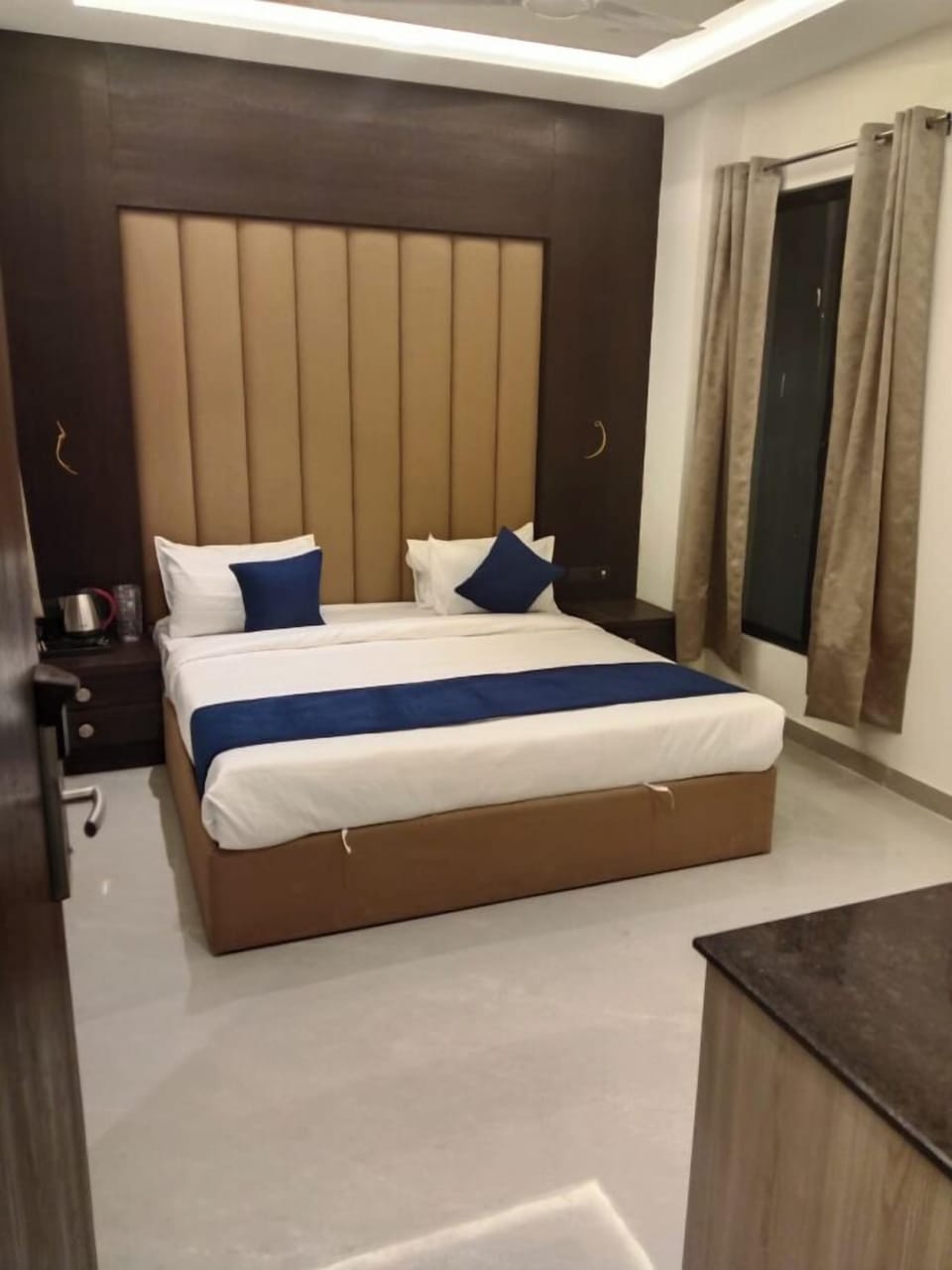 Double Room, Non Smoking, Private Bathroom | Desk, soundproofing, free WiFi
