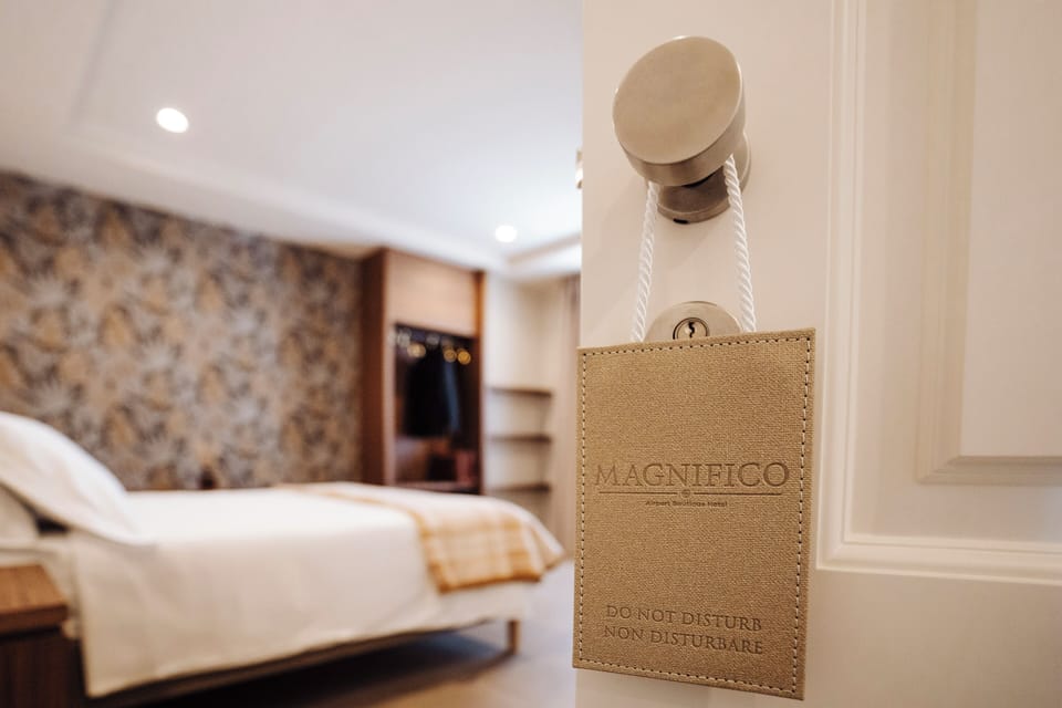 Deluxe Room, 1 Double Bed | In-room safe, free WiFi