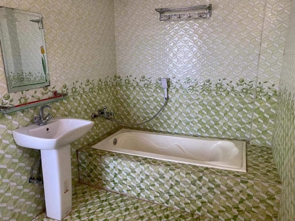 Exclusive Room, Sea View | Bathroom | Free toiletries, slippers, towels, soap