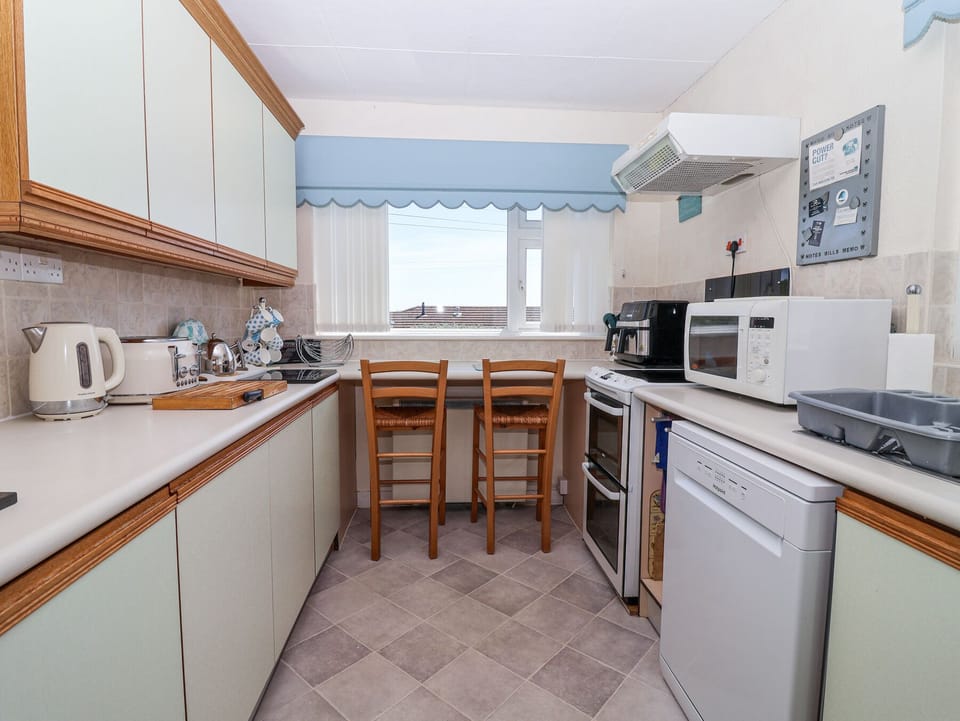 Fridge, microwave, dishwasher, toaster