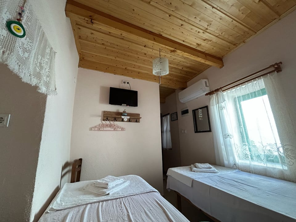 Room, City View | Free WiFi