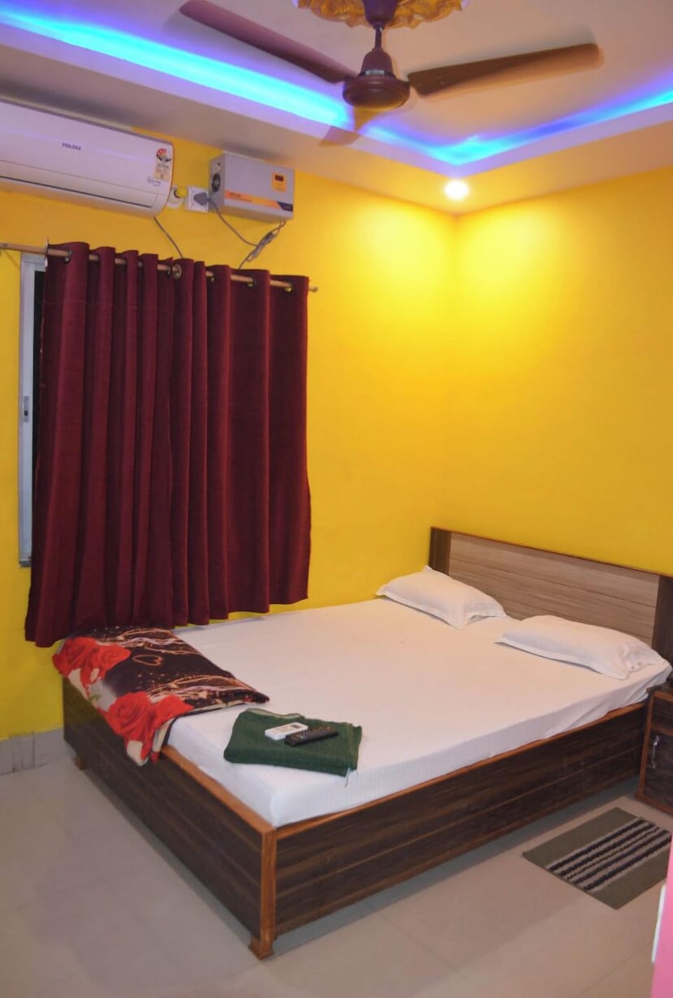 Standard Double Room Single Use, City View | Desk, laptop workspace, WiFi (free)