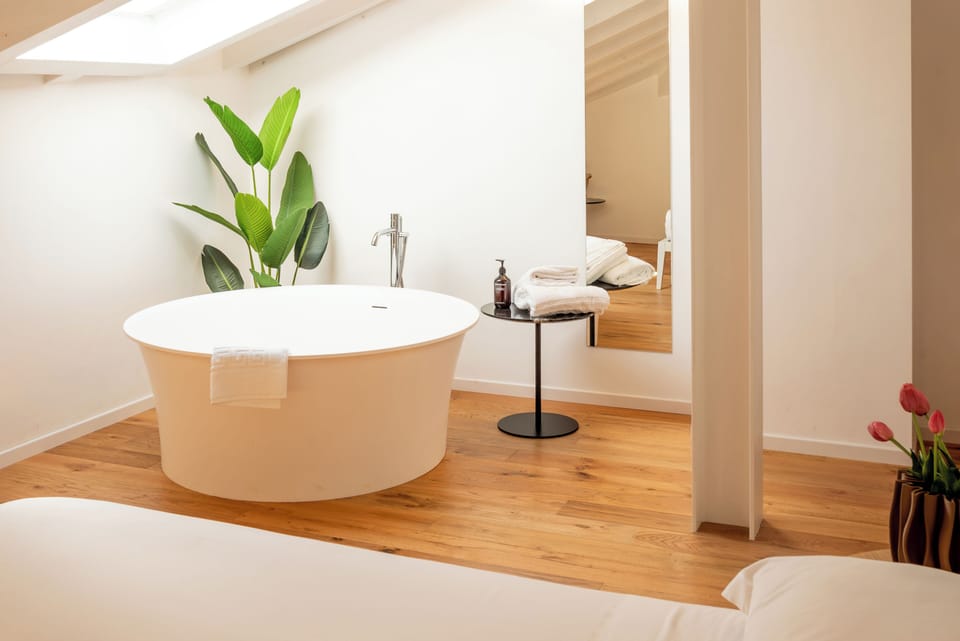Presidential Duplex | Premium bedding, memory foam beds, minibar, desk