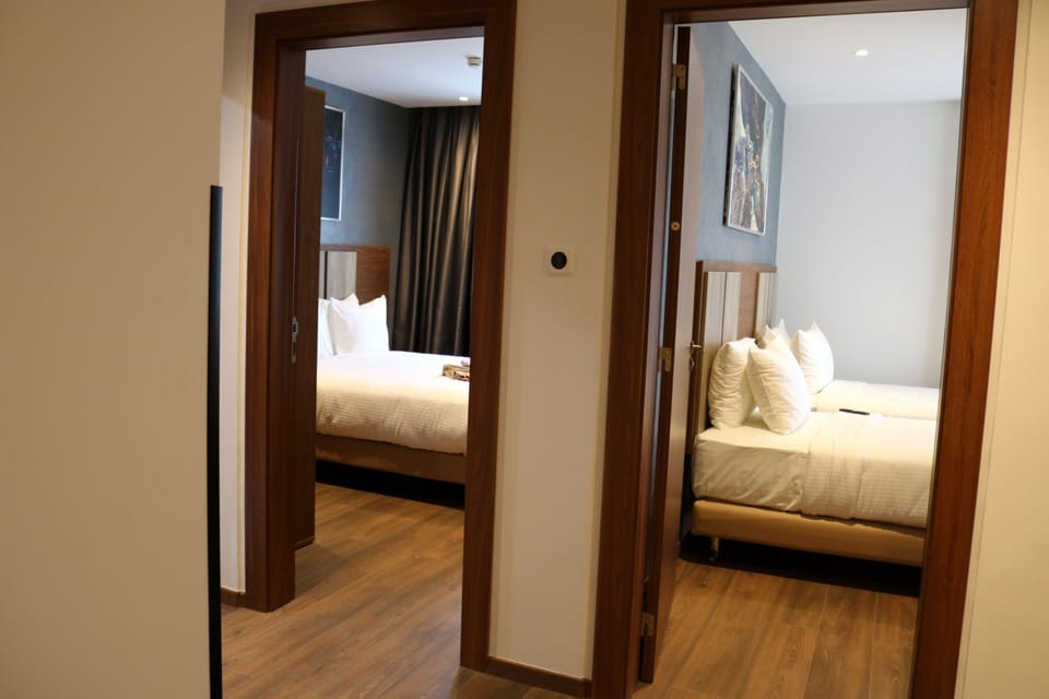 Standard Apartment | Premium bedding, in-room safe, desk, blackout drapes