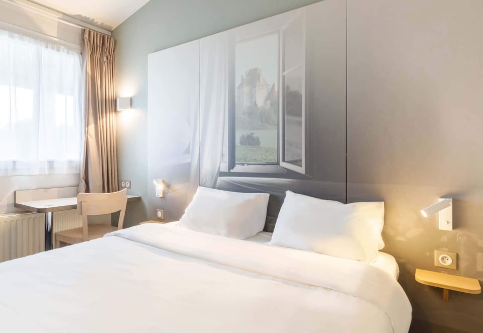 Double Room, Non Smoking | Desk, soundproofing, free WiFi, bed sheets