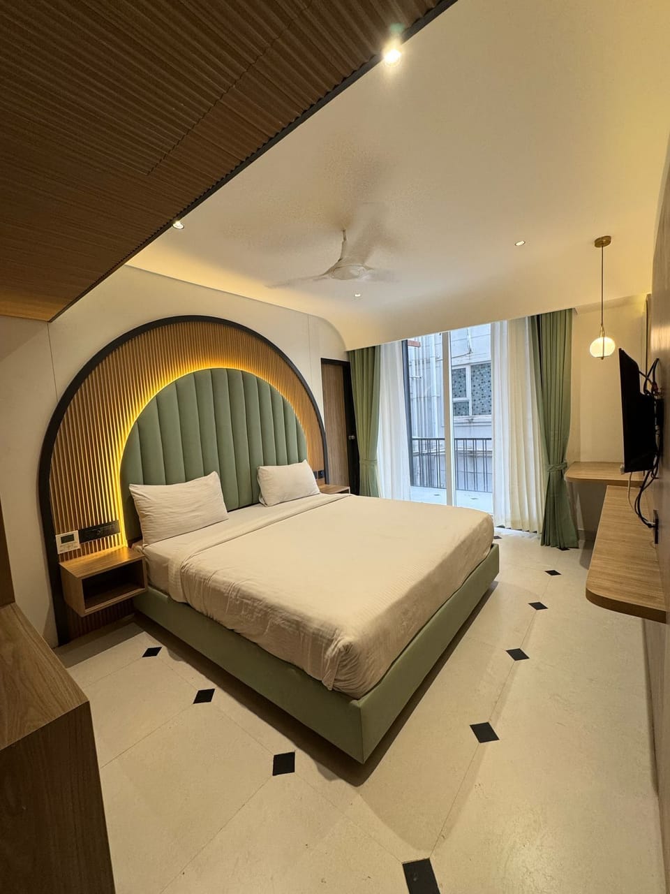 Grand Suite, Balcony | Free WiFi
