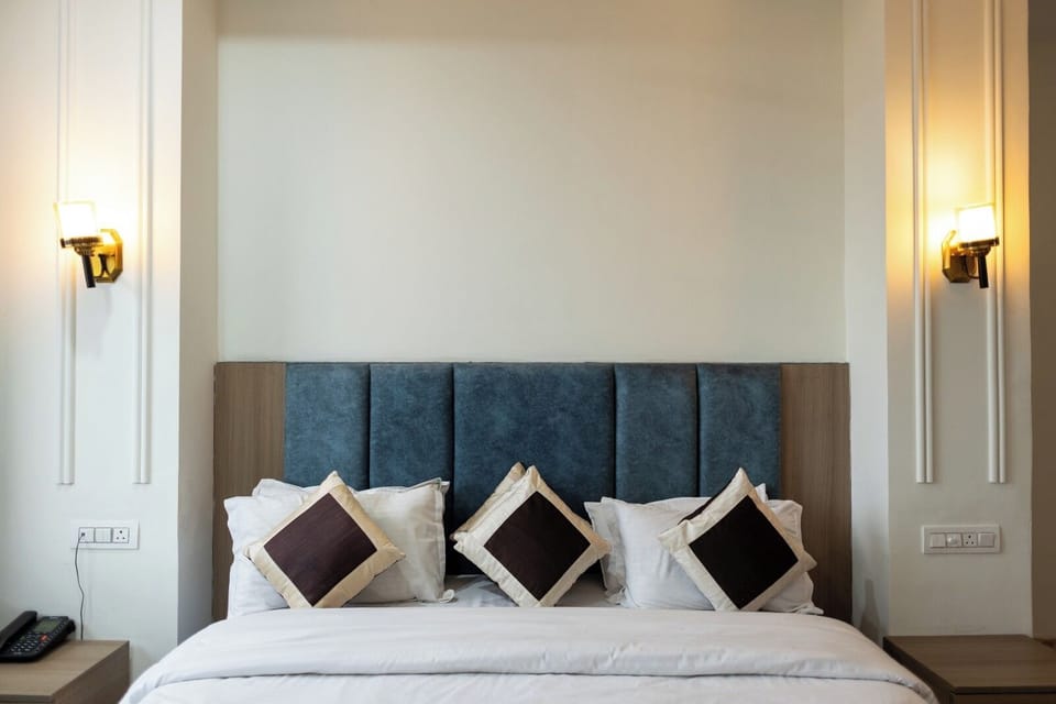 Deluxe Double Room | Free WiFi