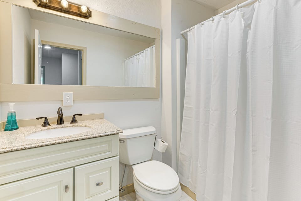 9 Mi to Dtwn Murphy: Secluded Tri-state Stay! Cottage in North Carolina