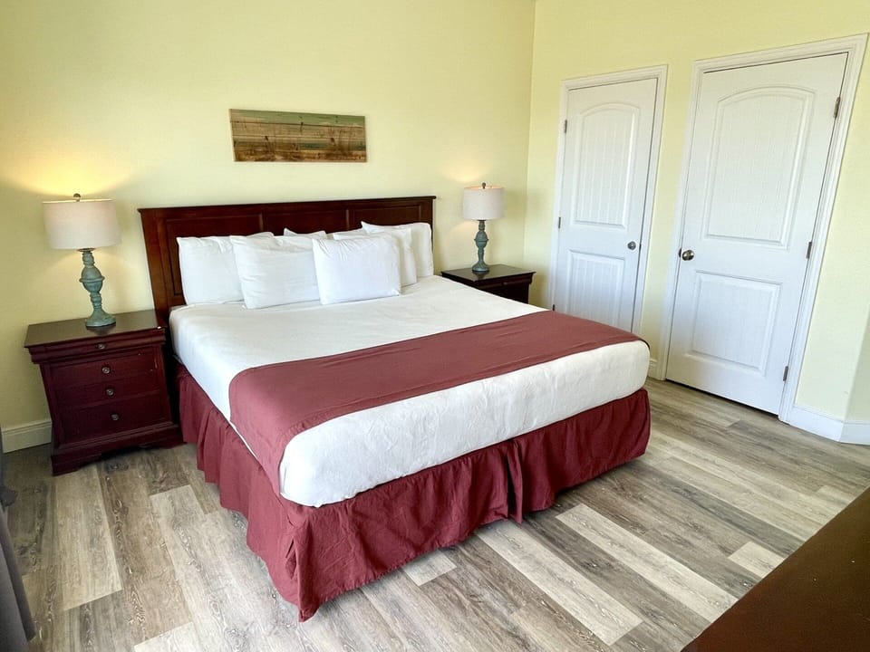 Condo, 4 Bedrooms | 4 bedrooms, free WiFi