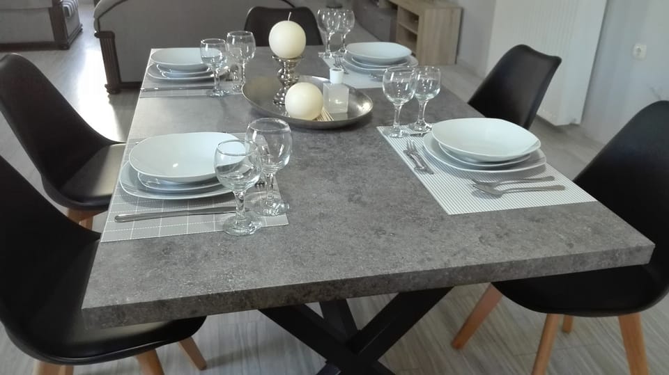 House, Accessible | 3 bedrooms, desk, soundproofing
