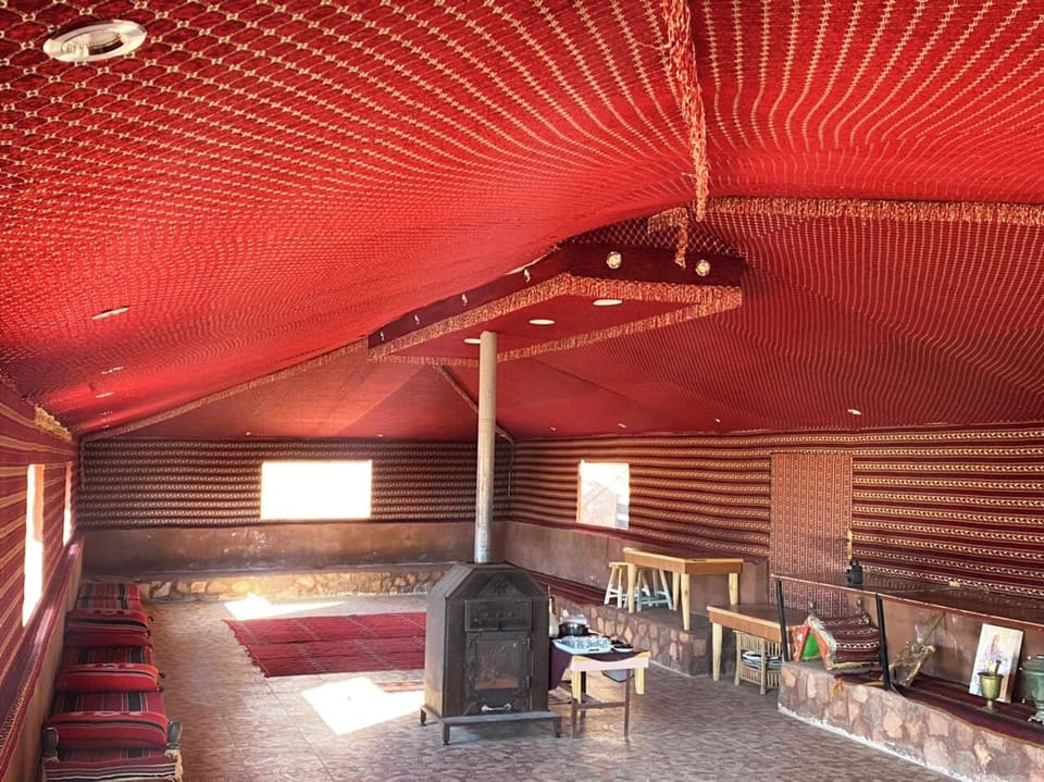 Traditional Tent, Desert View | Living area