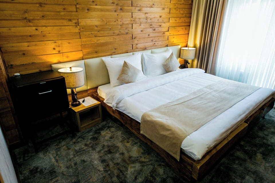 Double or Twin Room, Balcony, Courtyard View | In-room safe, iron/ironing board, free WiFi, bed sheets
