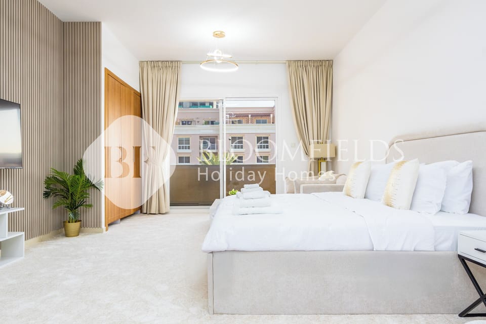 In-room safe, iron/ironing board, free WiFi