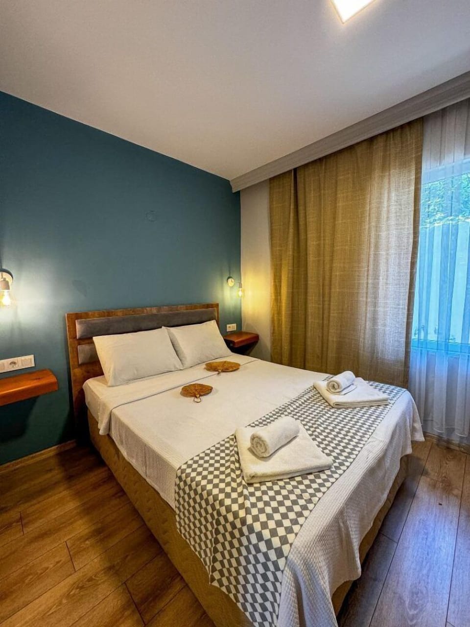 Family Bungalow, Balcony, Garden View | Laptop workspace, iron/ironing board, free WiFi