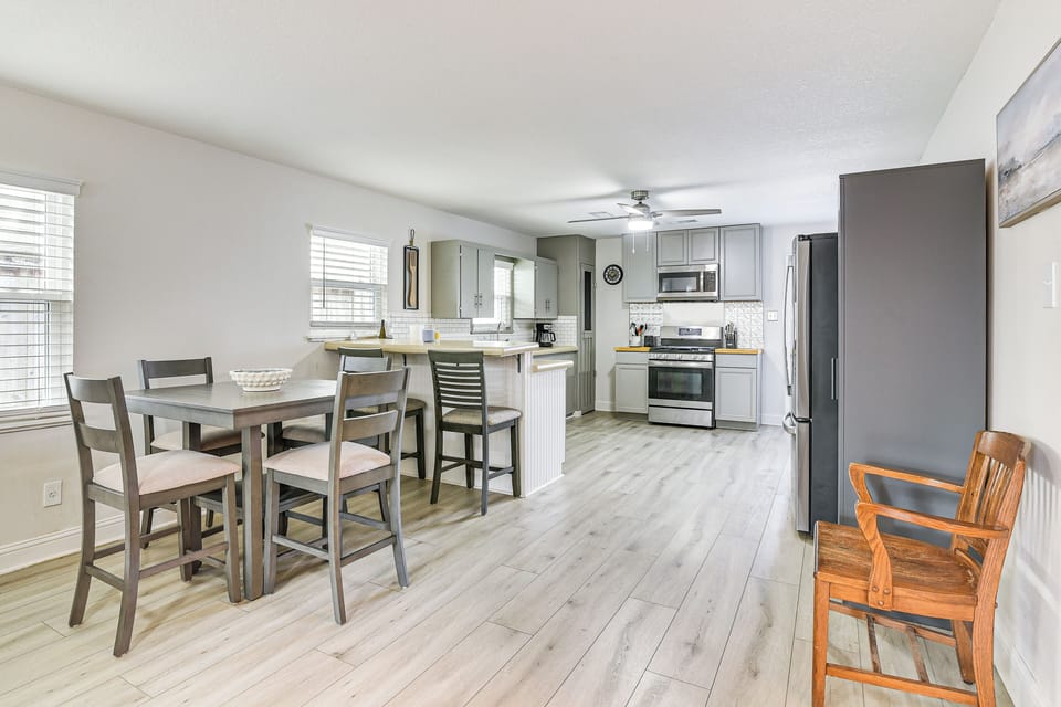 House (2 Bedrooms) | Interior