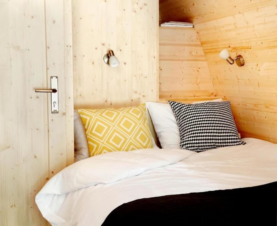Comfort Studio, Park View | Free WiFi