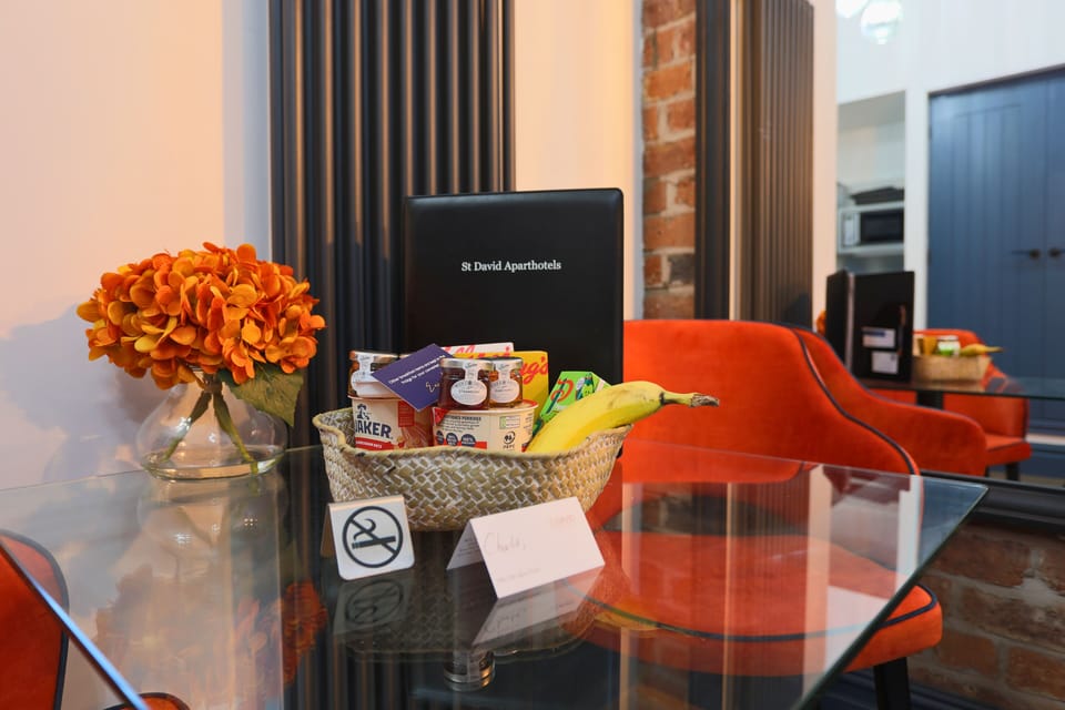 Free daily on-the-go breakfast