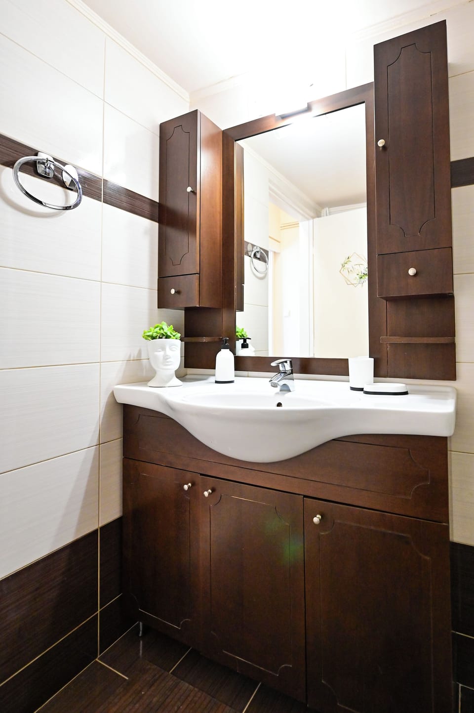 House | Bathroom