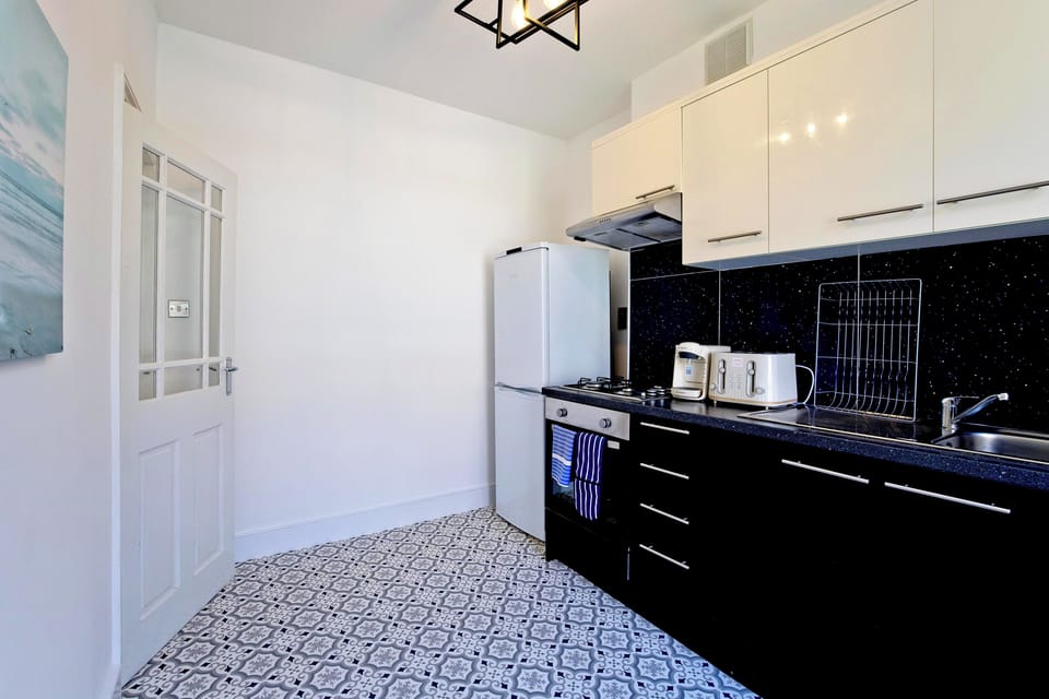 Apartment | Private kitchen | Electric kettle