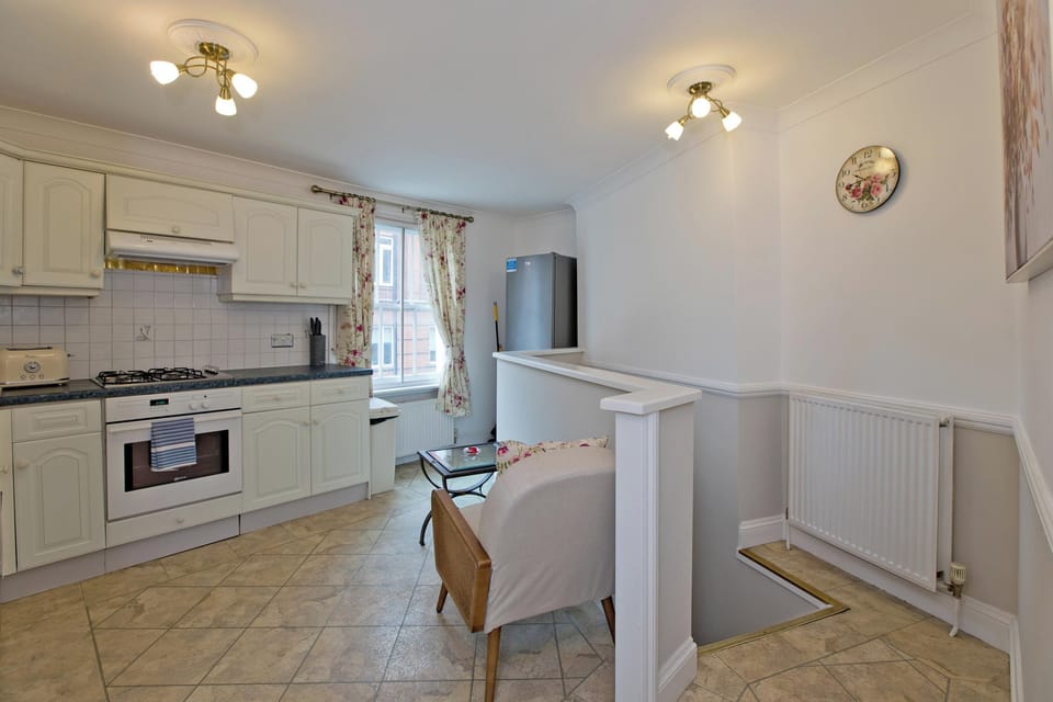 Apartment | Private kitchen | Electric kettle
