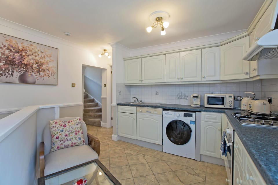 Apartment | Private kitchen | Electric kettle