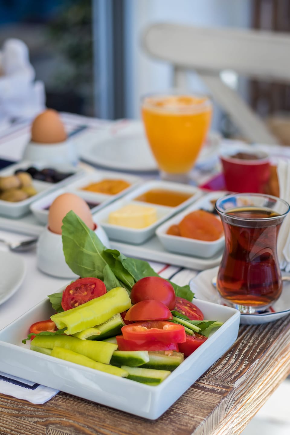 Free daily full breakfast