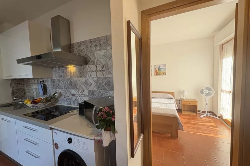 Apartment, 2 Bedrooms, Balcony, City View | Laundry