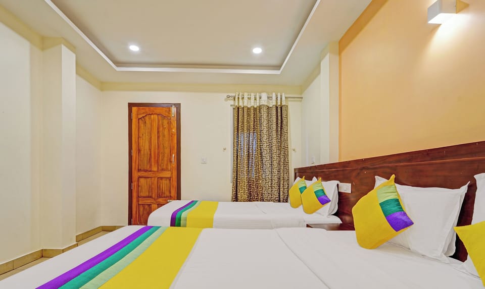 Deluxe Double Room, Mountain View | Free WiFi