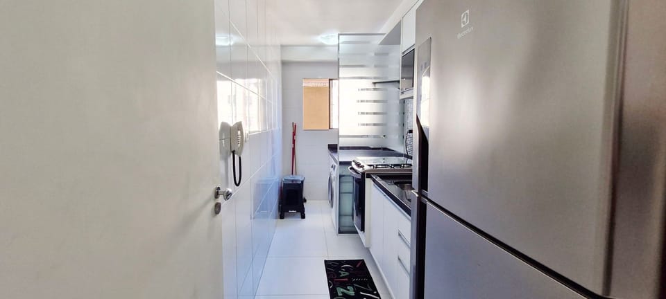 Family Apartment | Private kitchen | Fridge, microwave, oven, coffee/tea maker