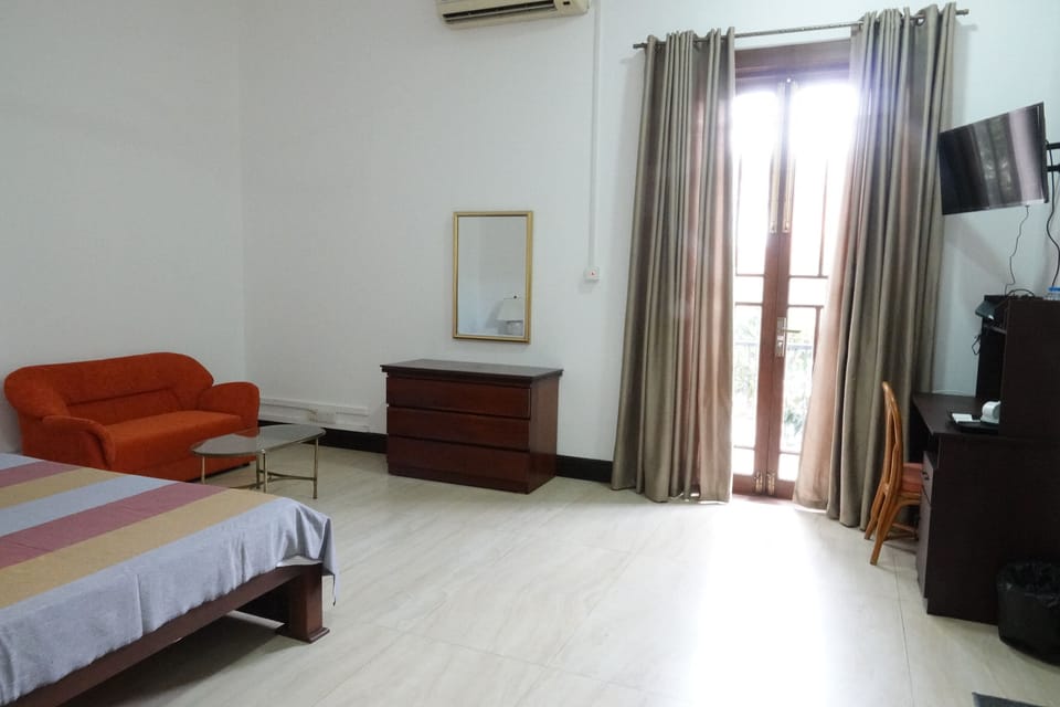 Double Room | Iron/ironing board (on request), WiFi (free)