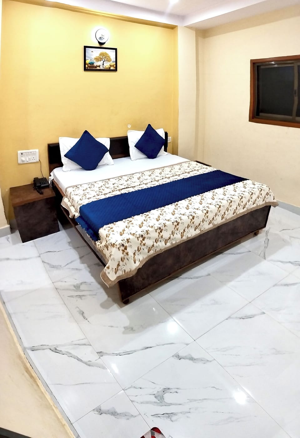Deluxe Double Room | In-room safe, soundproofing, free WiFi