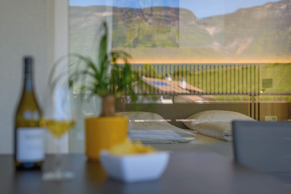 Superior Apartment | In-room safe, desk, blackout drapes, soundproofing