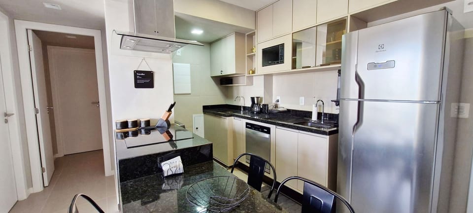 Comfort Apartment | Private kitchen | Fridge, microwave, oven, stovetop
